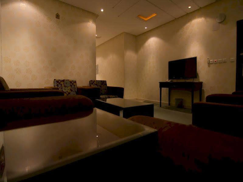 Rest Night Hotel Suites- Al Falah Riadh Exterior foto